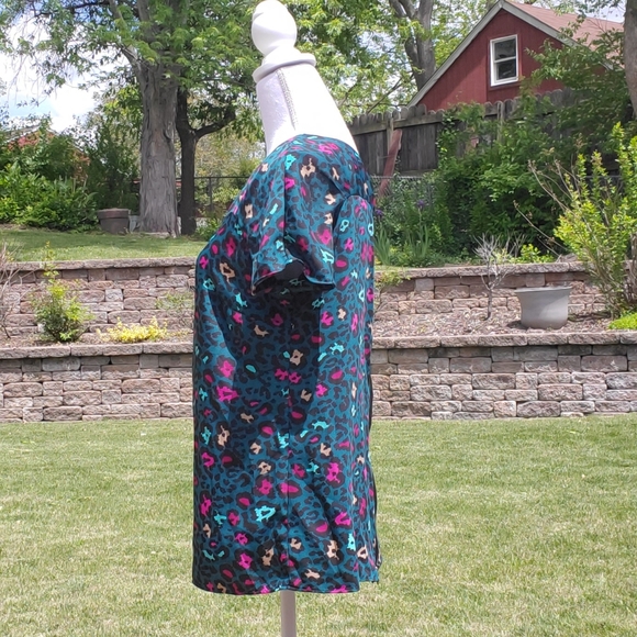 🌟 3 for $15 Deal! 🌟Worthington pink black, teal, & green zipper top M - Picture 2 of 7